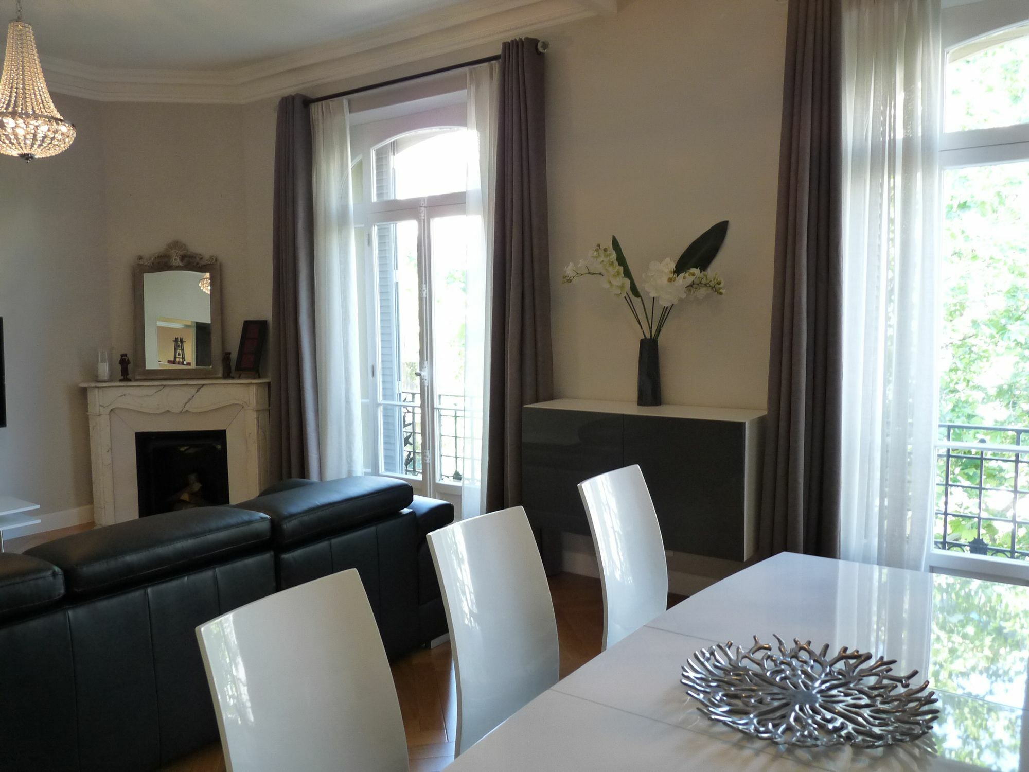 Appartement Carnot 50 *